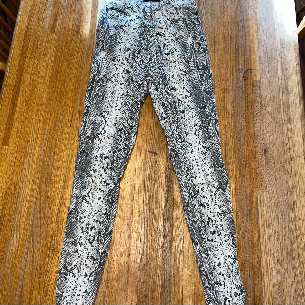 Join Youth Women XS Black White Snake Print Pocket Button Zip Skinny Ankle Jeans